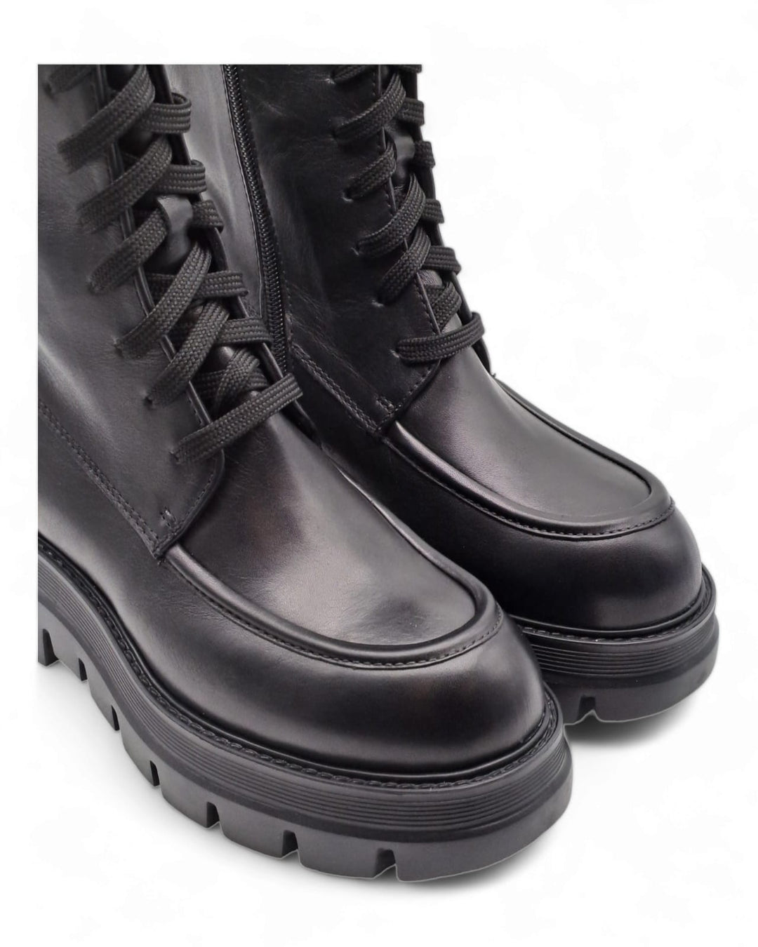 Boots con lacci Vitello Nero