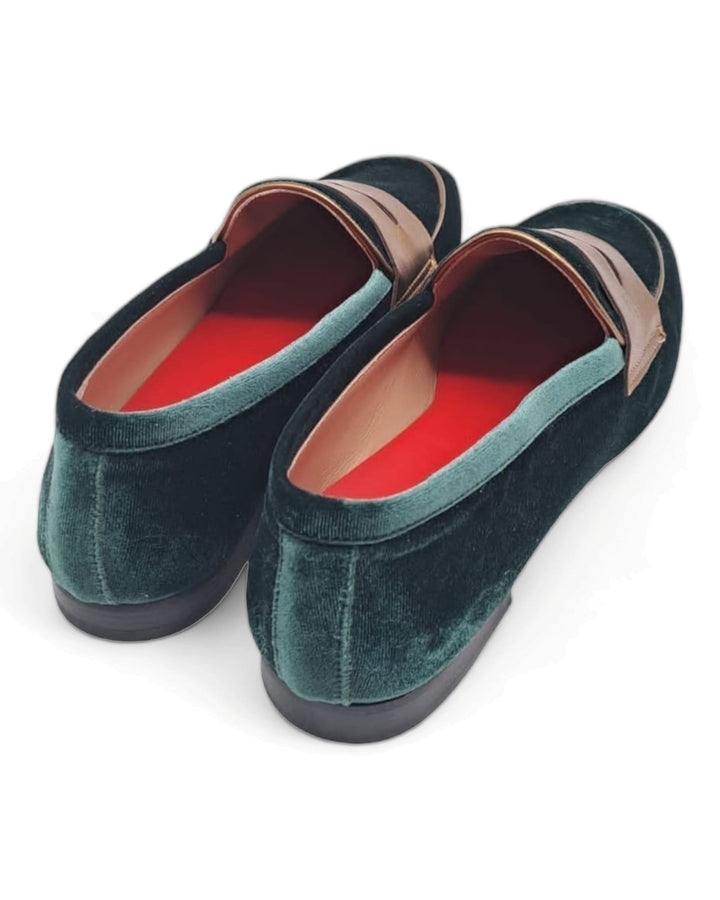 Green Velvet Moccasin / bronze laminate