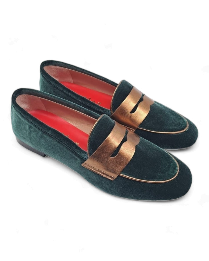 Green Velvet Moccasin / bronze laminate