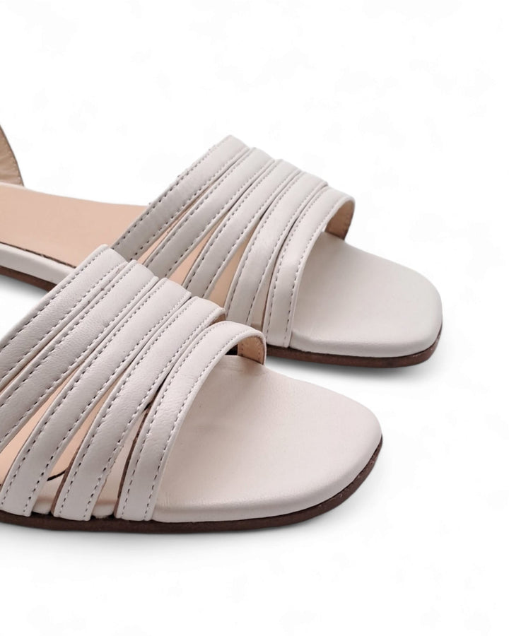 Sandy Nappa Milk sandal