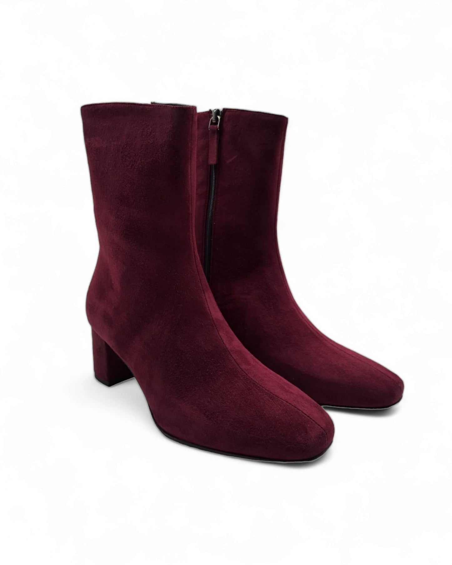 Silvana ankle boot in Barolo suede