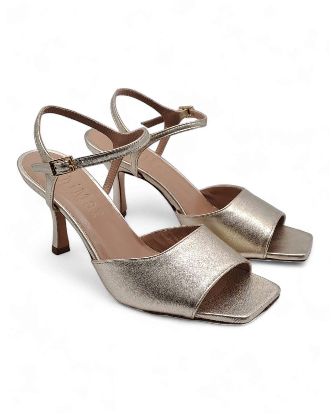 Cloe Sandal T. 7.5 Platinum Laminate