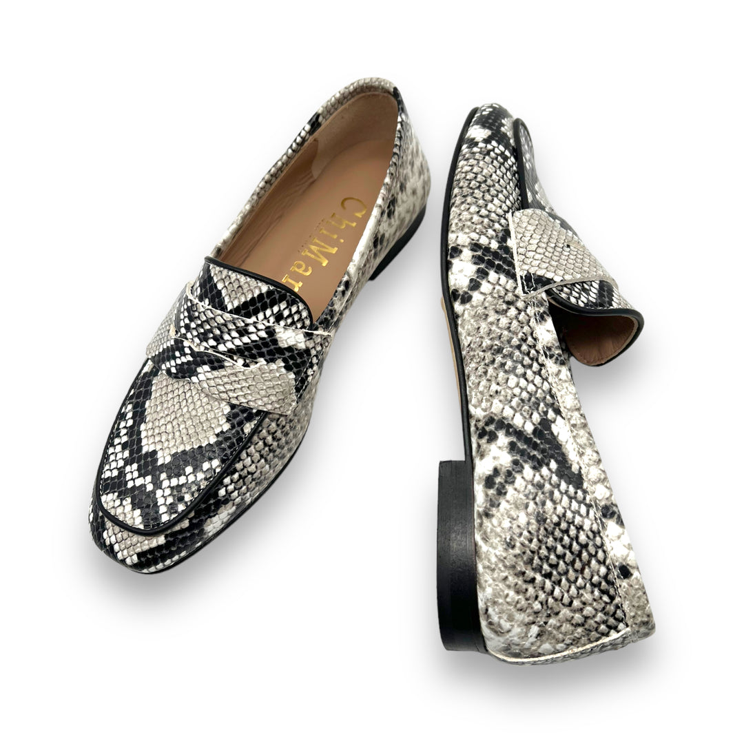 Pit print moccasin. Rock/Black