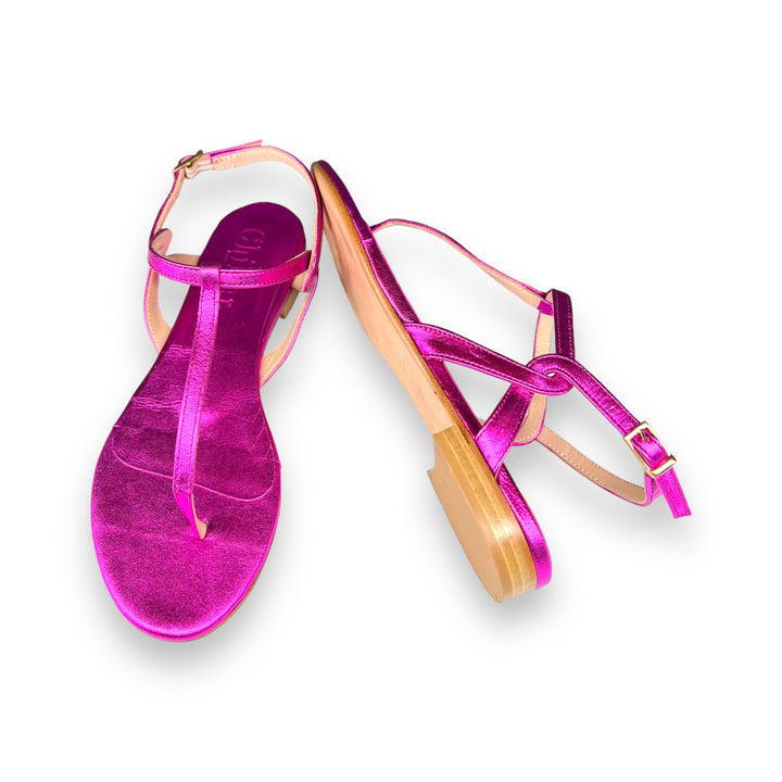 Fuchsia laminated PT flip flops