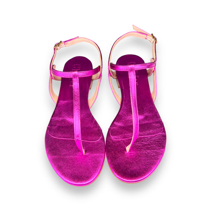 Fuchsia laminated PT flip flops