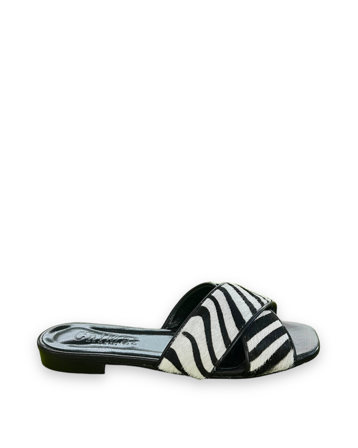 Angie Zebrino White/Black