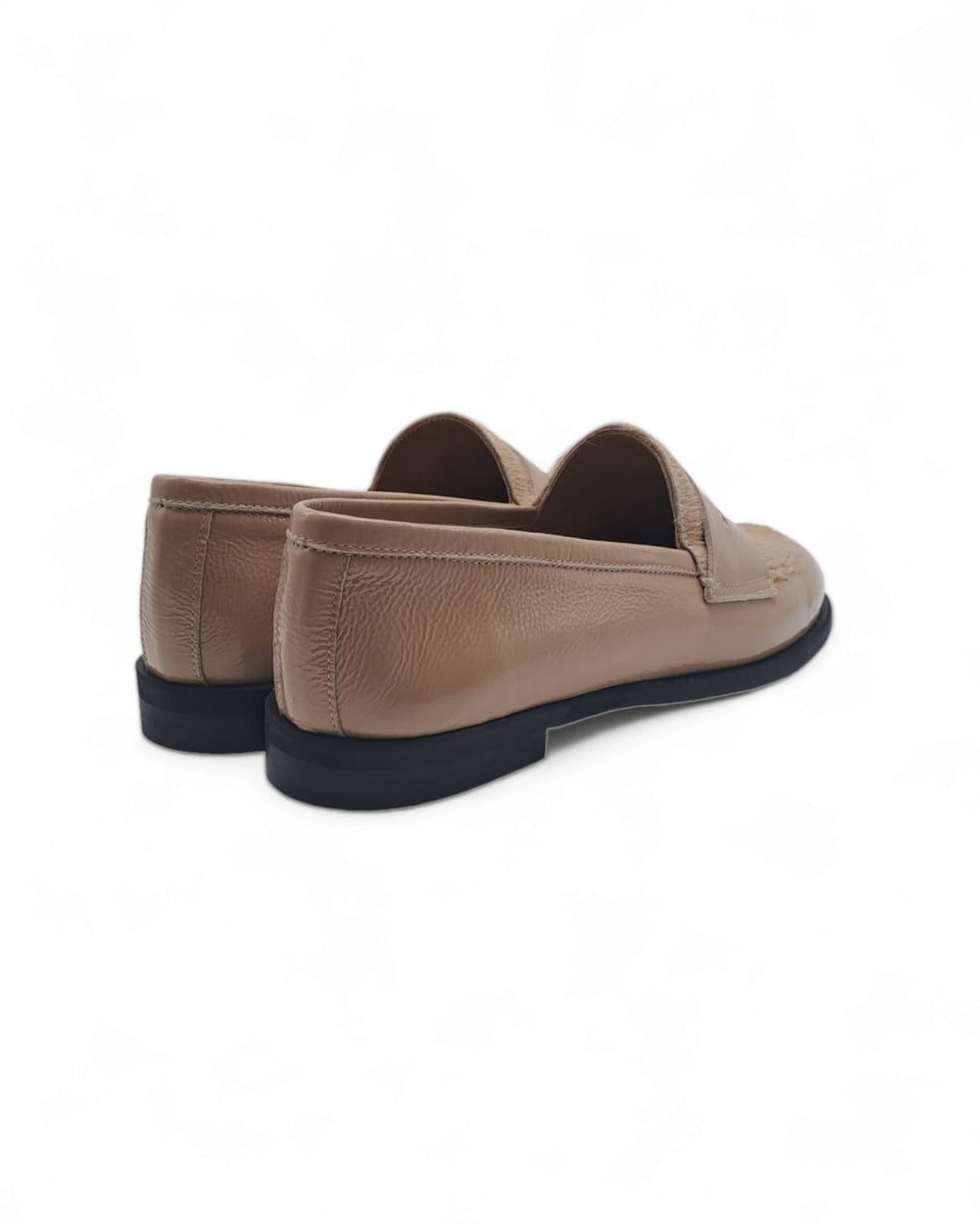 Manal Moccasin Ecru Patent / Pony Beige