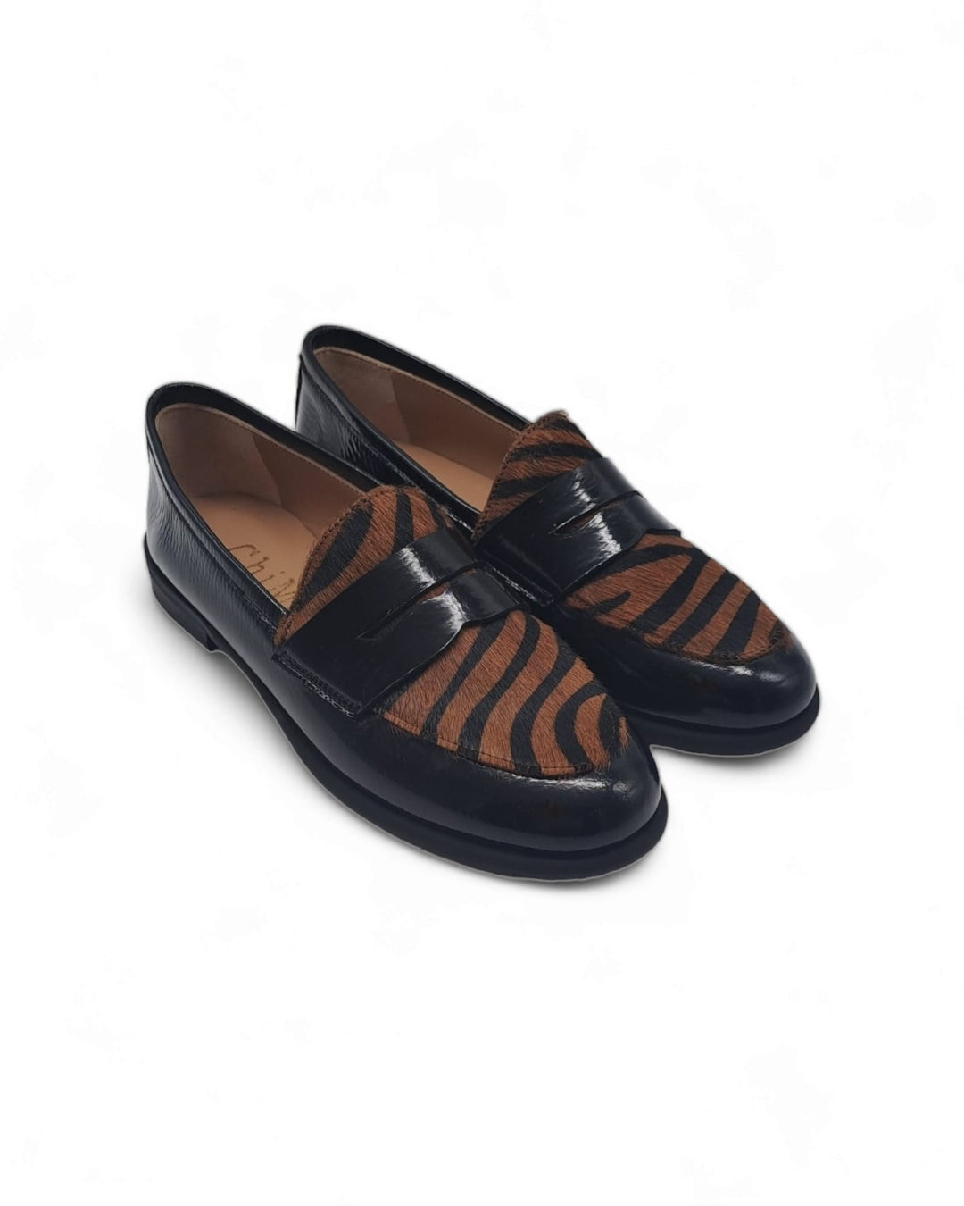 Manal Moccasin Patent Black / Pony Tiger