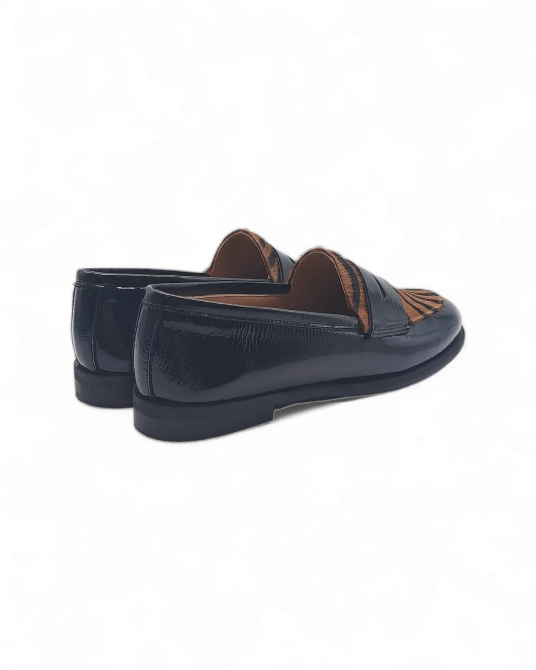 Manal Moccasin Patent Black / Pony Tiger