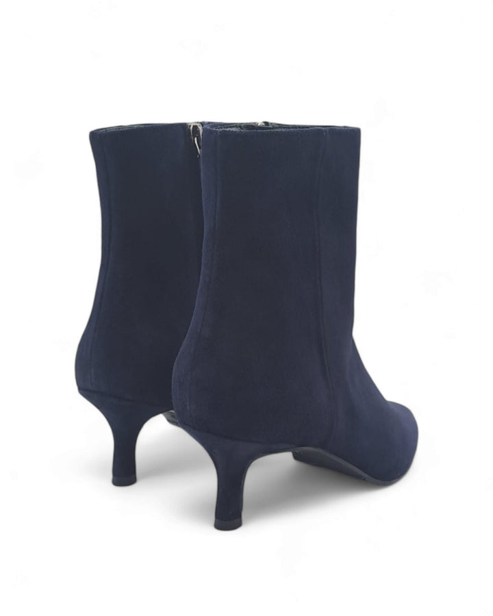 Ilenia Barolo suede ankle boot