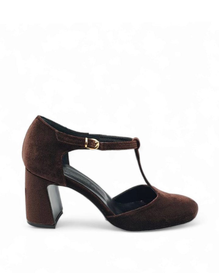 Tango Pump in Dark Brown Velvet