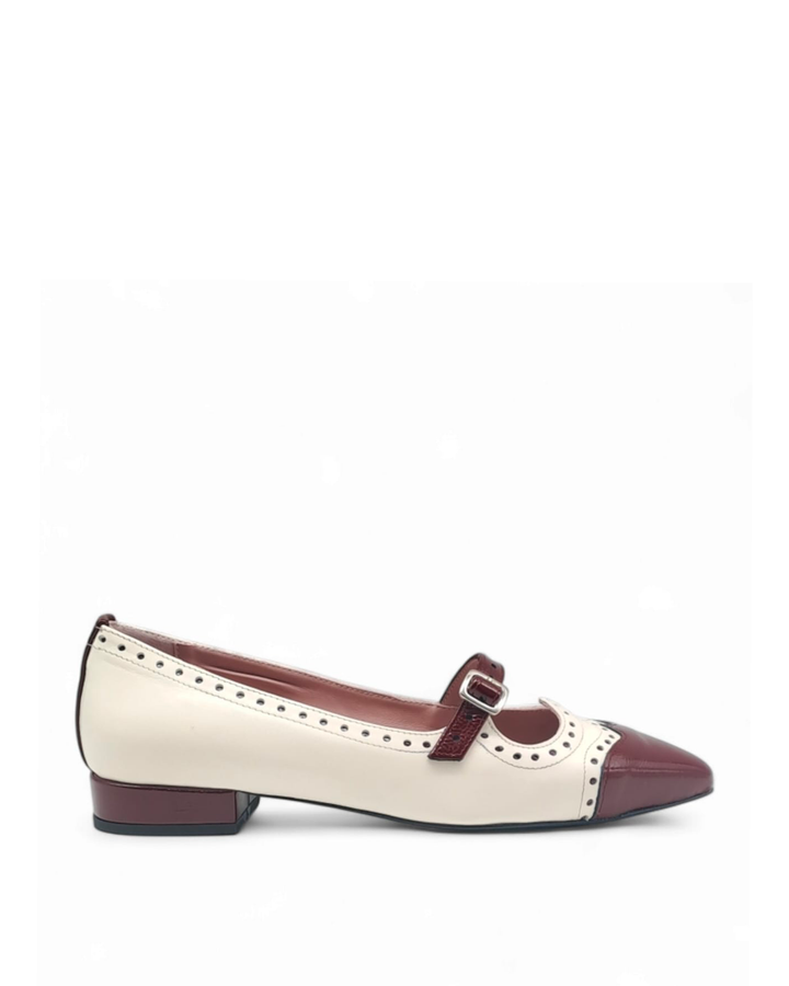 Mary Jane Walter Finish bordeaux  Off White